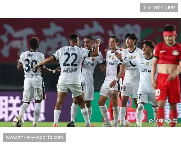 京沪巅峰对决再燃战火北京国安主场誓阻上海申花豪取连胜